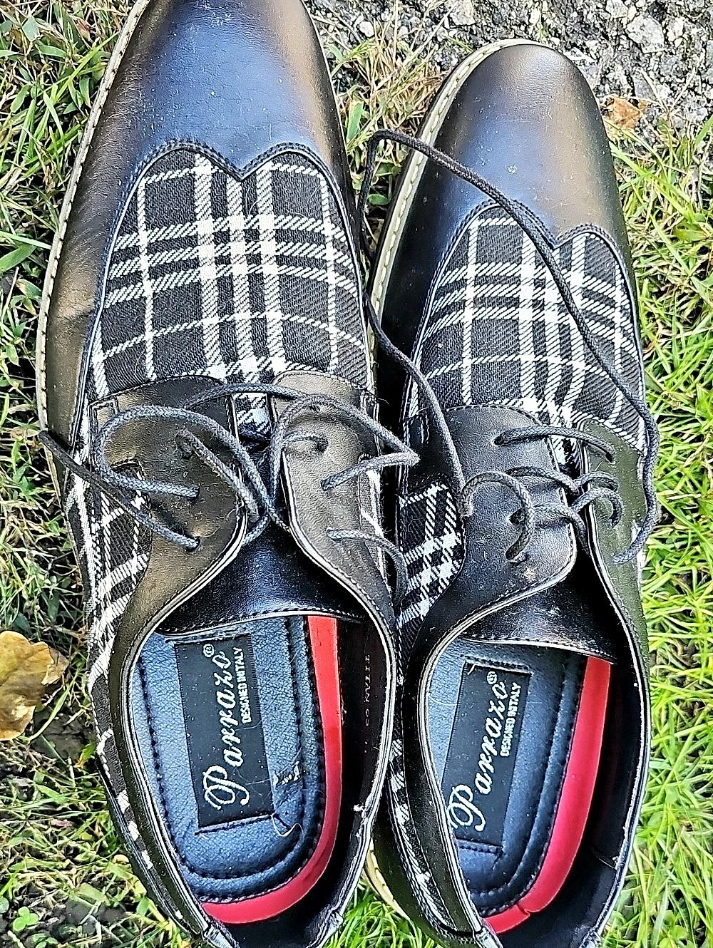 Original Penguin Plaid Lace-Up Oxfords in Black & White Like New